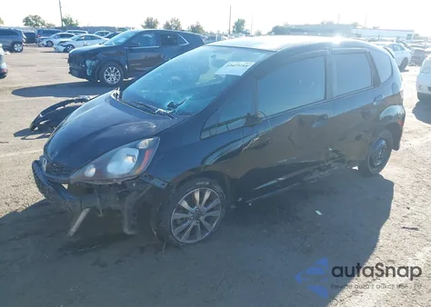 2013 Honda Fit Sport из США, поврежденный, VIN JHMGE8H59DC058755